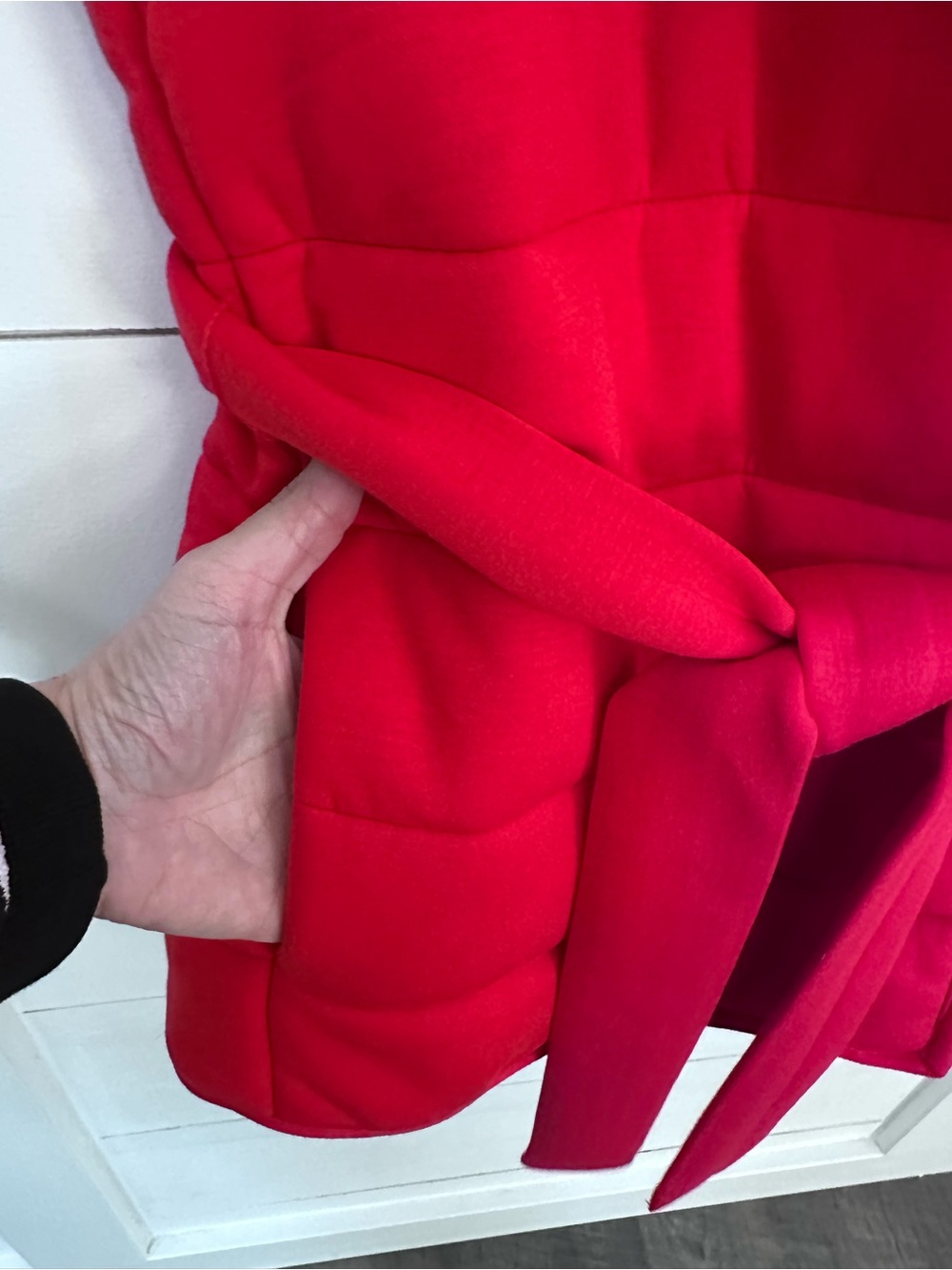 New Spanx M Red air essentials puffer belted snap closure classic vest gorpcore - Picture 6 of 15